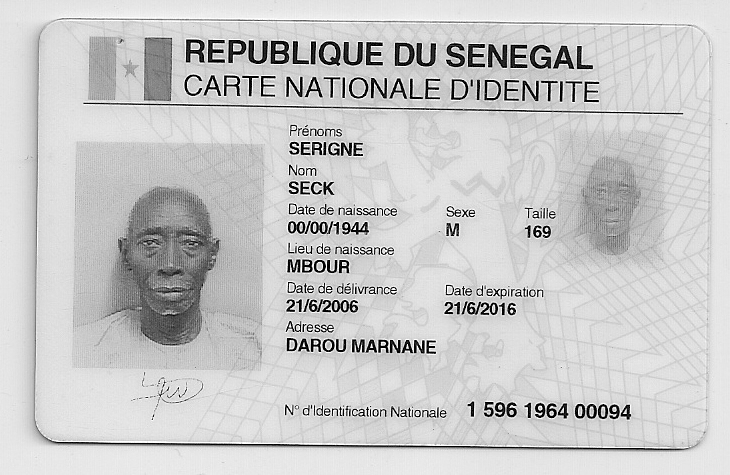 slt je suis sénégalais et cherche contrat de travail un boulot pouvant m'entretenir