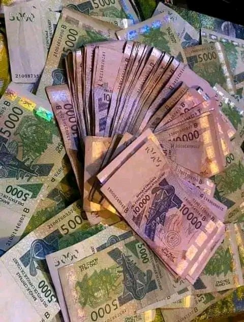 PORTEFEUILLE MAGIQUE EN EURO ET EN DOLLARS,+229 46 94 65 21