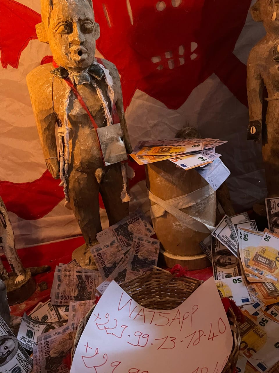 229 99 13 18 40 EST IL POSSIBLE D’AVOIR LE VRAI PORTEFEUILLE MAGIQUE A DISTANCE, VRAI PORTE MONNAIE MAGIQUE