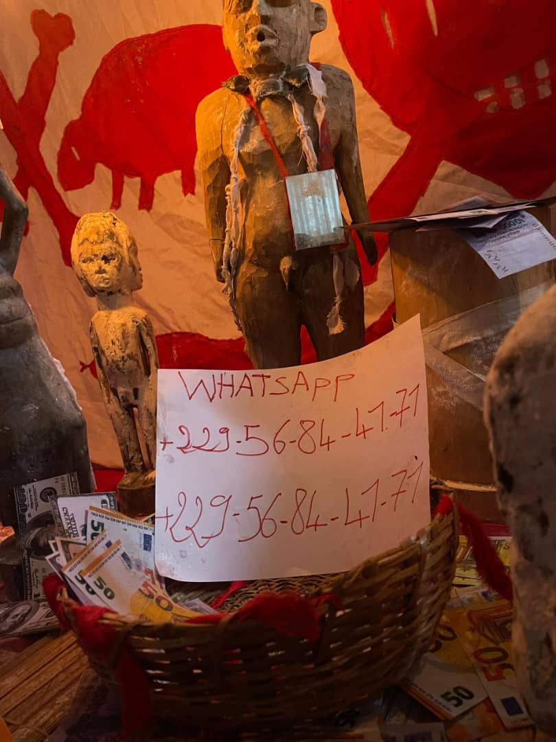 Comment avoir le vrai porte -feuille magique en euro france, +229 56 84 41 71